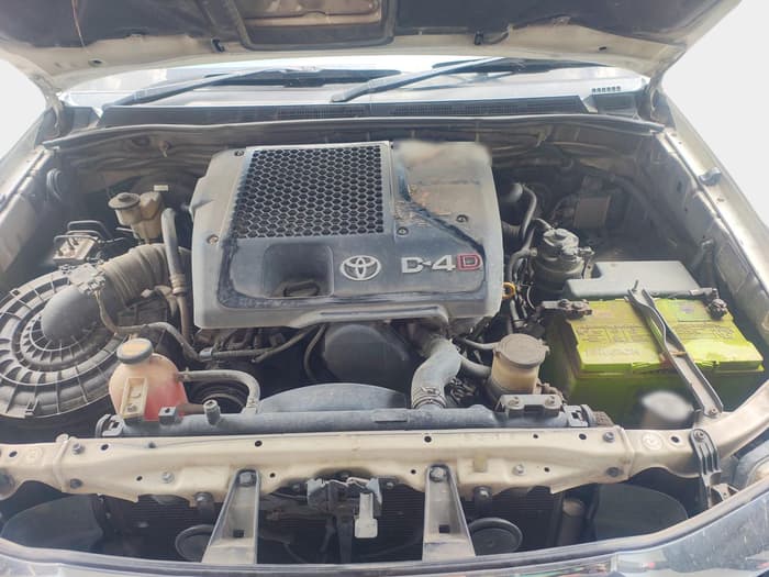 2015 Toyota Fortuner 3.0 4X2 AT, Diesel, Automatic, 2,42,815 km, exterior