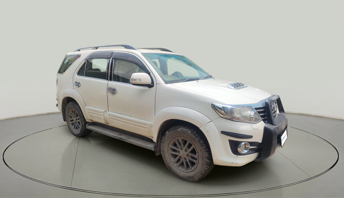 2015 Toyota Fortuner 3.0 4X2 AT, Diesel, Automatic, 2,42,815 km, exterior