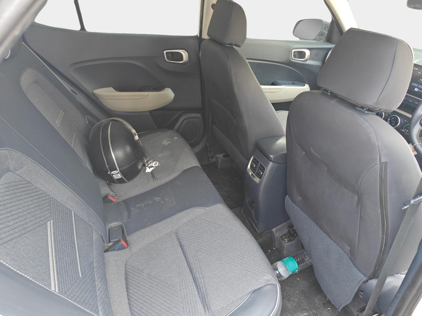 2020 Hyundai VENUE SX 1.0 TURBO DUAL TONE, Petrol, Manual, 54,004 km, interior