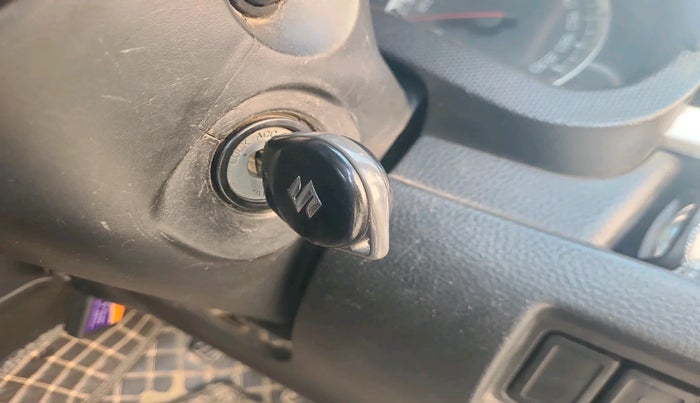 2012 Maruti Swift VDI, Diesel, Manual, 1,36,717 km, interior