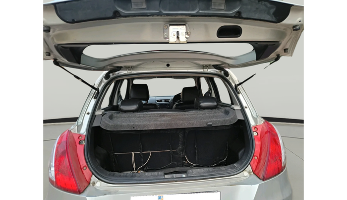 2015 Maruti Swift VXI, Petrol, Manual, 98,426 km, exterior