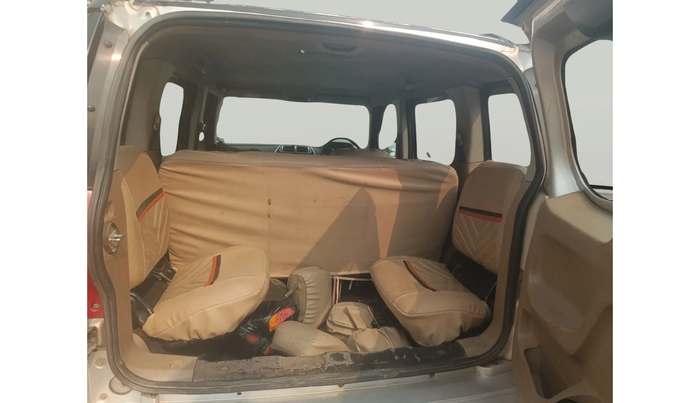 2016 Mahindra TUV300 T8, Diesel, Manual, 2,10,417 km, exterior