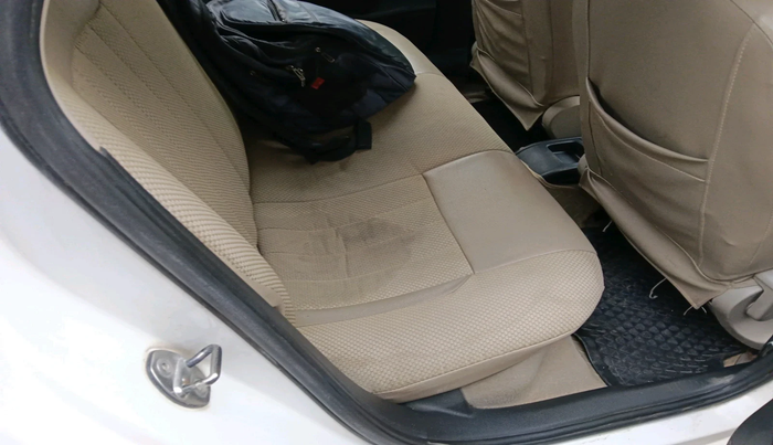 2011 Volkswagen Polo TRENDLINE 1.2L DIESEL, Diesel, Manual, 1,56,961 km, interior