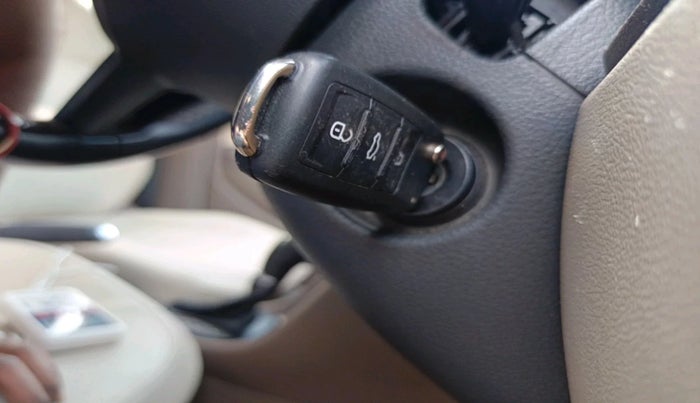 2015 Skoda Rapid 1.5 TDI CR ELEGANCE AT, Diesel, Automatic, 1,03,829 km, interior