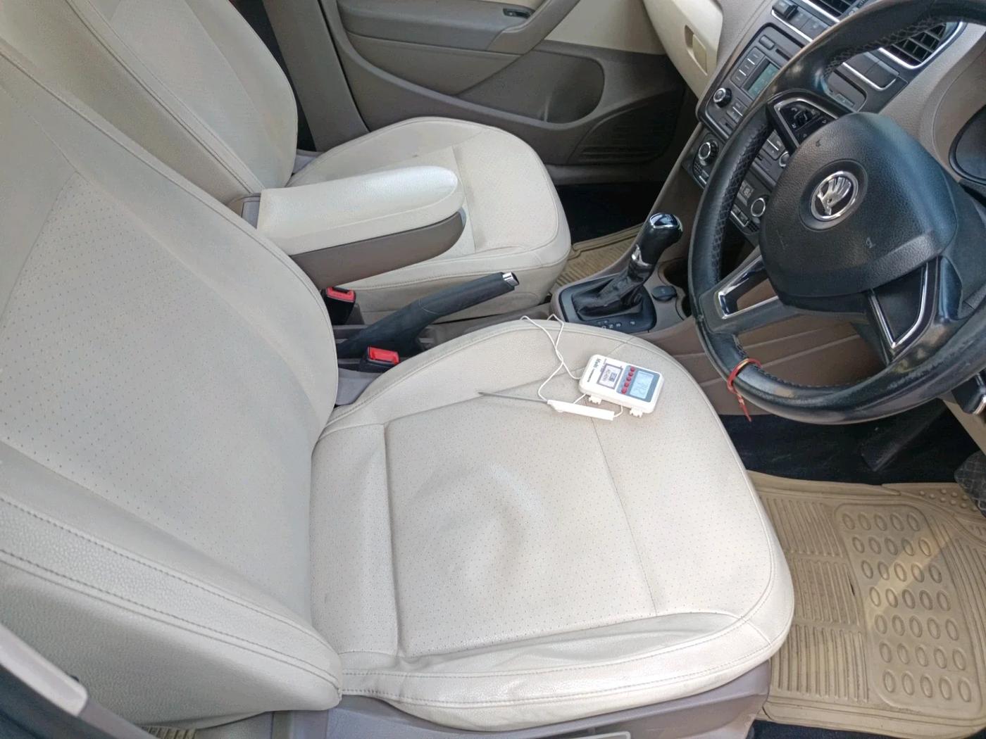 2015 Skoda Rapid 1.5 TDI CR ELEGANCE AT, Diesel, Automatic, 1,03,829 km, interior