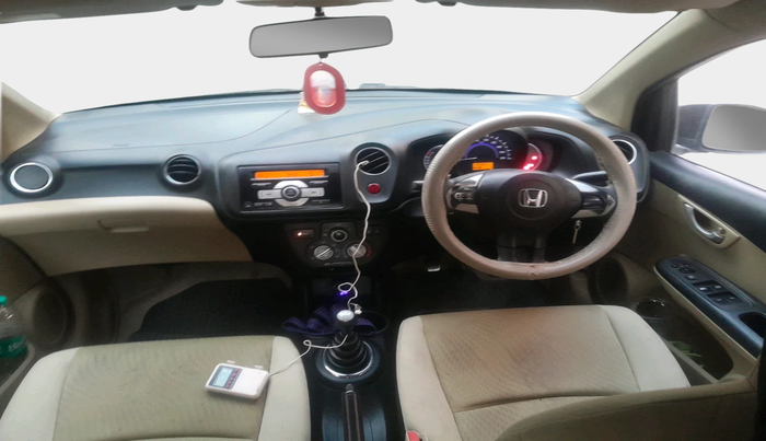 2014 Honda Amaze 1.2L I-VTEC VX, Petrol, Manual, 1,20,323 km, interior