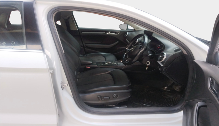 2015 Audi A3 35 TDI LIMOUSINE, Diesel, Manual, 80,183 km, interior