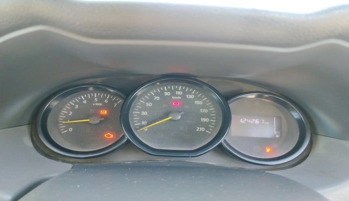 2015 Renault Duster 85 PS RXE DIESEL, Diesel, Manual, 1,24,267 km, interior