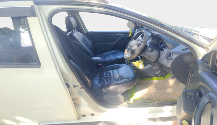 2015 Renault Duster 85 PS RXE DIESEL, Diesel, Manual, 1,24,267 km, interior
