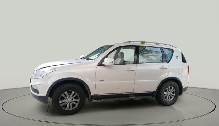 2015 Ssangyong Rexton RX7, Diesel, Automatic, 1,99,714 km, exterior