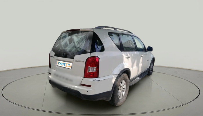 2015 Ssangyong Rexton RX7, Diesel, Automatic, 1,99,714 km, exterior