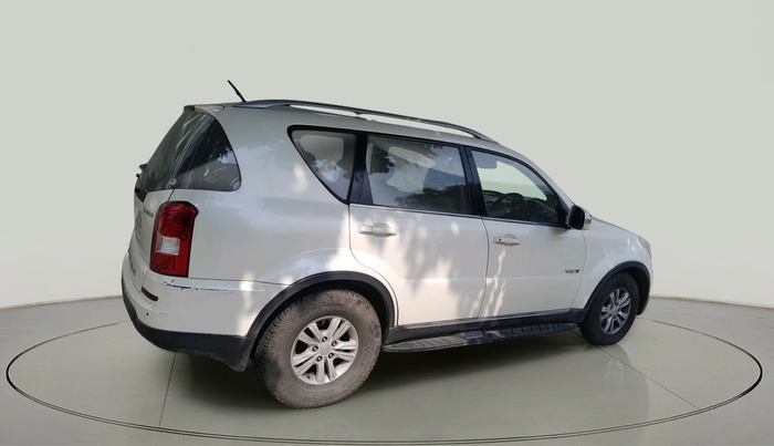 2015 Ssangyong Rexton RX7, Diesel, Automatic, 1,99,714 km, exterior