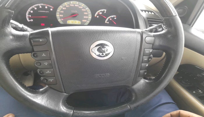 2015 Ssangyong Rexton RX7, Diesel, Automatic, 1,99,714 km, interior