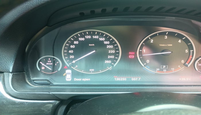 2013 BMW 5 Series 530D M SPORT, Diesel, Automatic, 1,36,255 km, interior