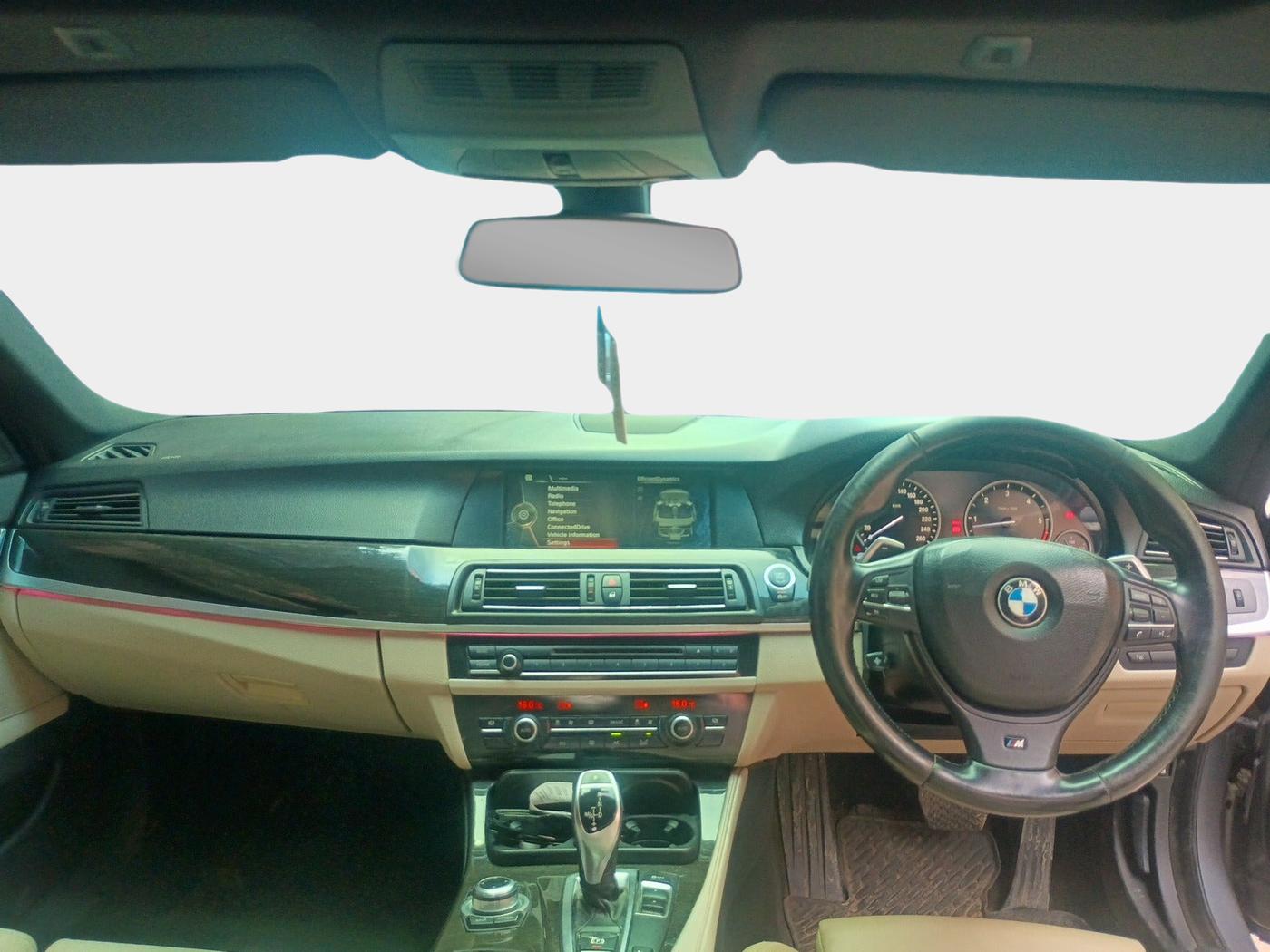 2013 BMW 5 Series 530D M SPORT, Diesel, Automatic, 1,36,255 km, interior
