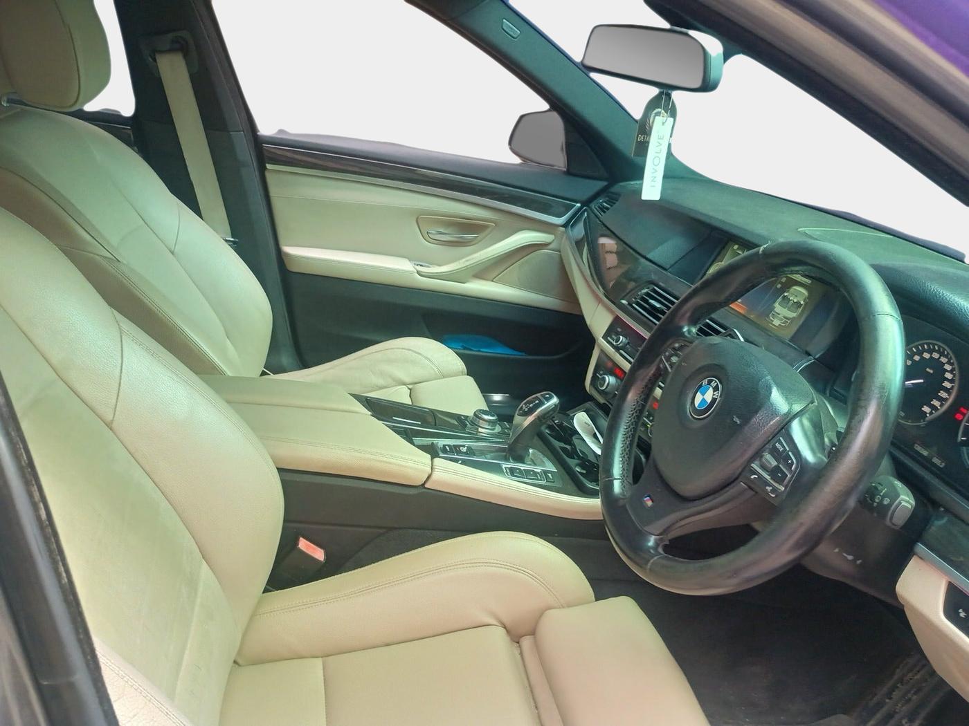 2013 BMW 5 Series 530D M SPORT, Diesel, Automatic, 1,36,255 km, interior