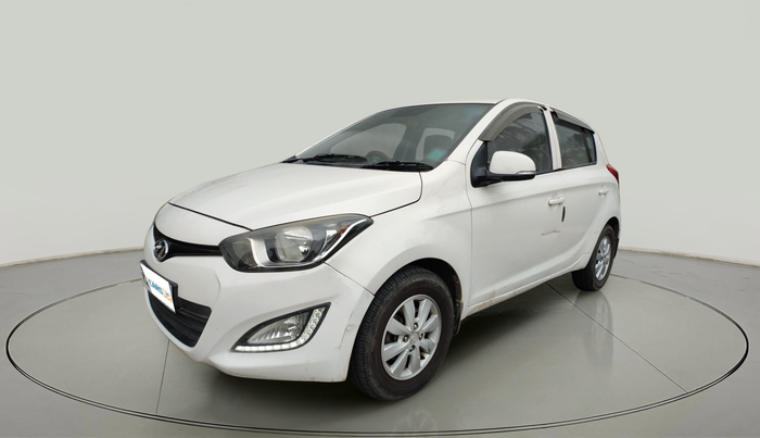 2013 Hyundai i20 SPORTZ 1.4 AT, Petrol, Automatic, 80,492 km, exterior