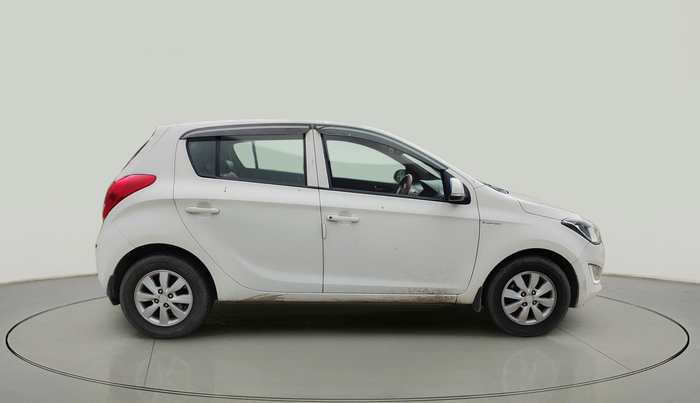 2013 Hyundai i20 SPORTZ 1.4 AT, Petrol, Automatic, 80,492 km, exterior