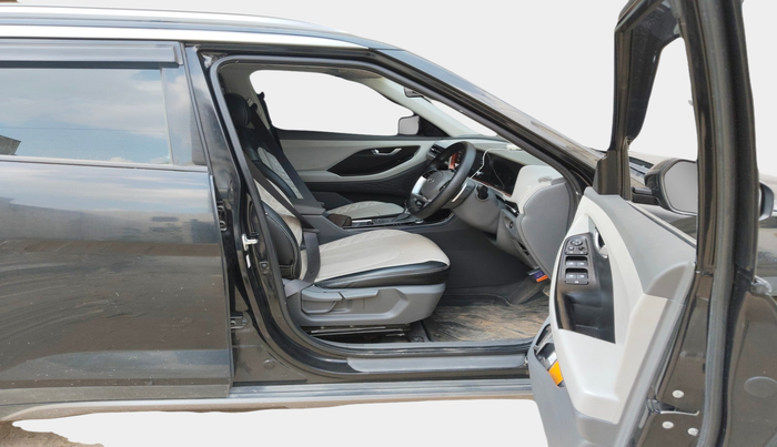2024 Hyundai Creta 1.5 S (O) AT, Diesel, Automatic, 15,614 km, interior