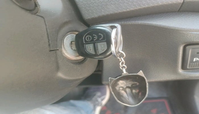 2016 Maruti Vitara Brezza VDI (O), Diesel, Manual, 1,08,819 km, interior