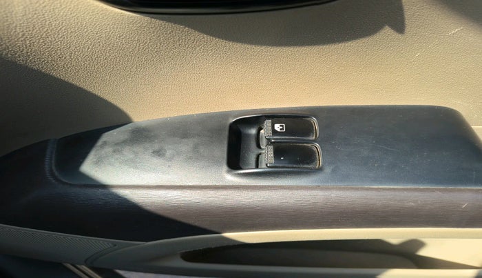 2013 Hyundai i10 ERA 1.1, Petrol, Manual, 93,459 km, interior