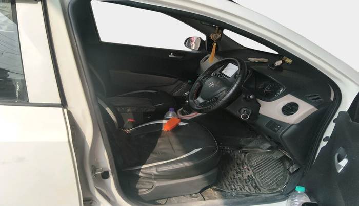 2016 Hyundai Grand i10 SPORTZ 1.2 KAPPA VTVT, Petrol, Manual, 78,119 km, interior