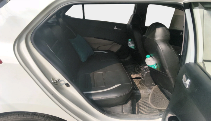 2016 Hyundai Grand i10 SPORTZ 1.2 KAPPA VTVT, Petrol, Manual, 78,119 km, interior