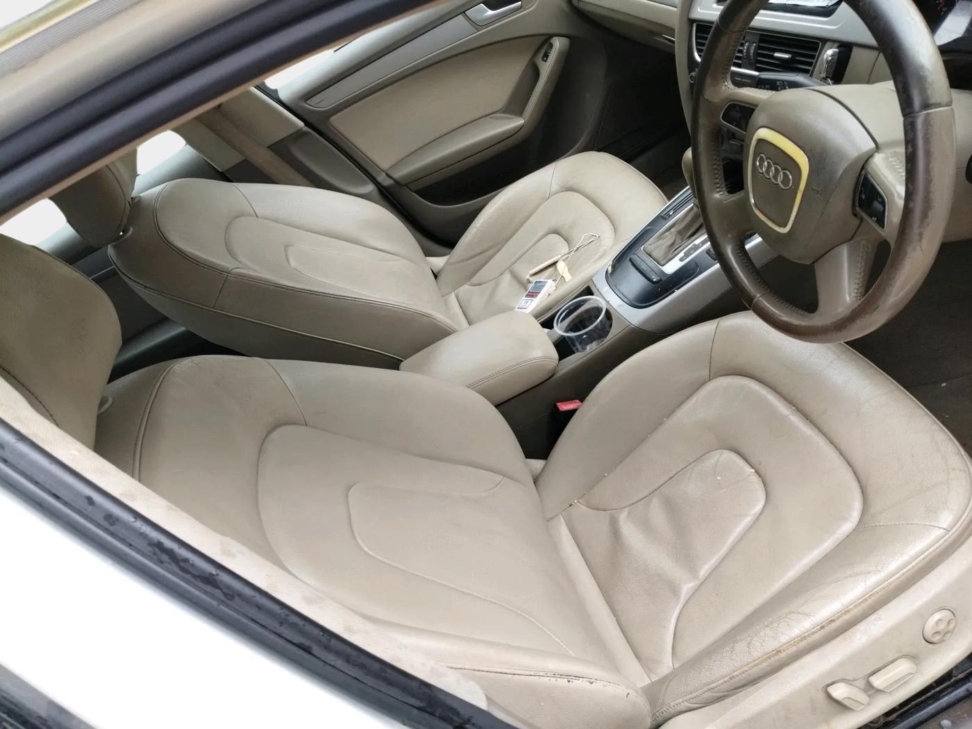 2011 Audi A4 2.0 TDI, Diesel, Automatic, 1,36,745 km, interior