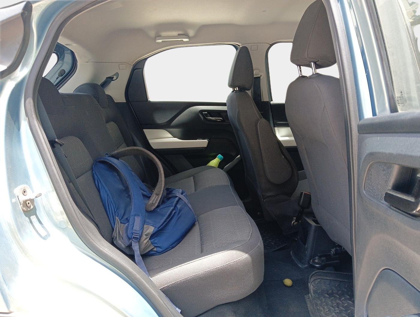 2023 Tata PUNCH ACCOMPLISHED DAZZLE PACK MT, Petrol, Manual, 33,000 km, interior