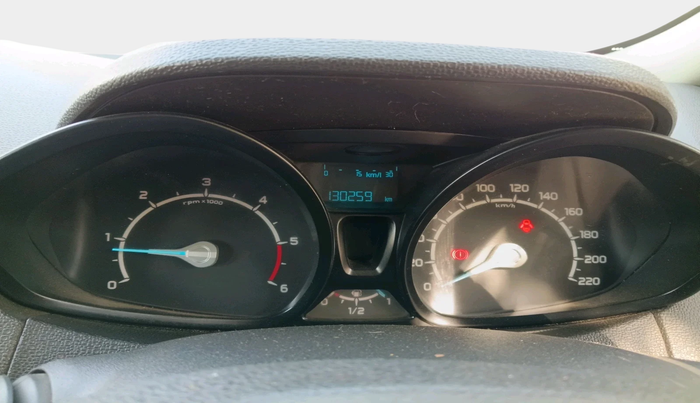 2014 Ford Ecosport TREND 1.5L DIESEL, Diesel, Manual, 1,30,259 km, interior