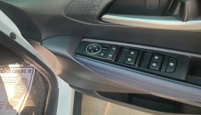 2024 KIA SONET Gravity 1.2 Petrol MT, Petrol, Manual, 8,502 km, interior