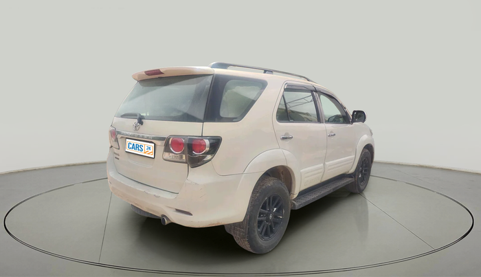 2013 Toyota Fortuner 3.0 4X2 AT, Diesel, Automatic, 1,48,986 km, exterior