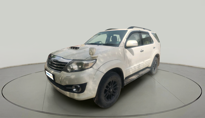 2013 Toyota Fortuner 3.0 4X2 AT, Diesel, Automatic, 1,48,986 km, exterior