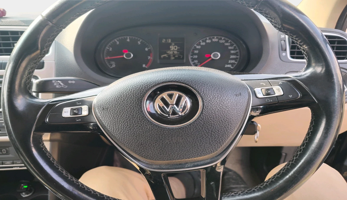 2015 Volkswagen Polo HIGHLINE1.2L, Petrol, Manual, 45,878 km, interior