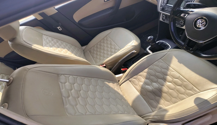 2015 Volkswagen Polo HIGHLINE1.2L, Petrol, Manual, 45,878 km, interior