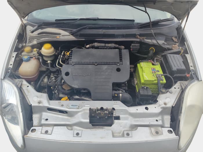 2014 Fiat Grand Punto ACTIVE 1.3, Diesel, Manual, 1,14,769 km, exterior