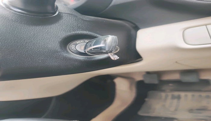 2018 Hyundai NEW SANTRO SPORTZ MT, Petrol, Manual, 48,230 km, interior