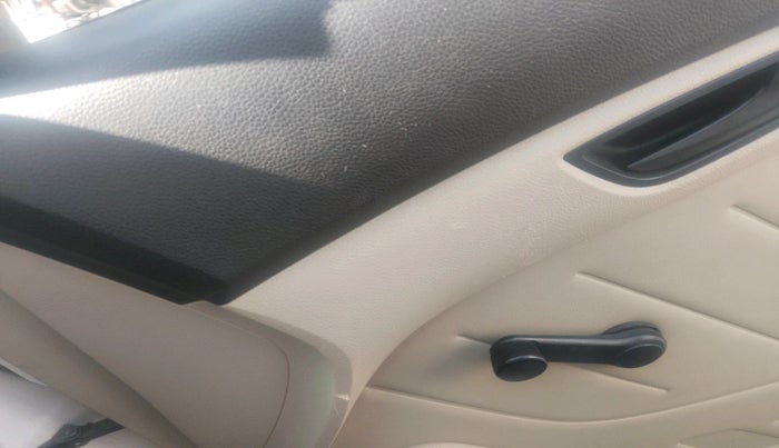 2013 Hyundai Eon D-LITE+, Petrol, Manual, 63,298 km, interior