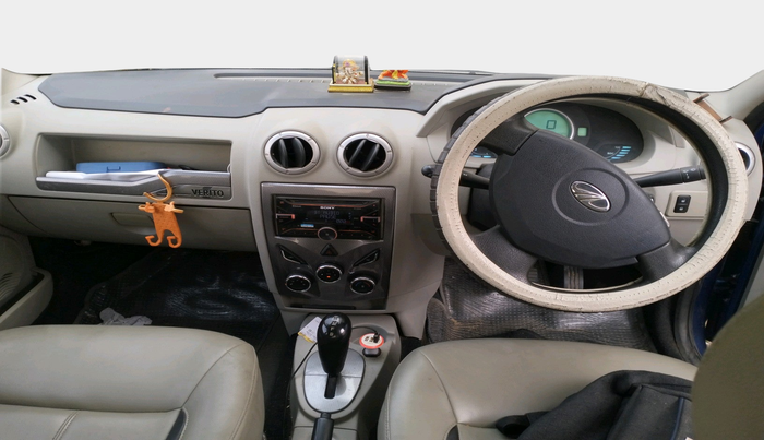 2018 Mahindra E VERITO D2, Electric, Automatic, 76,917 km, interior
