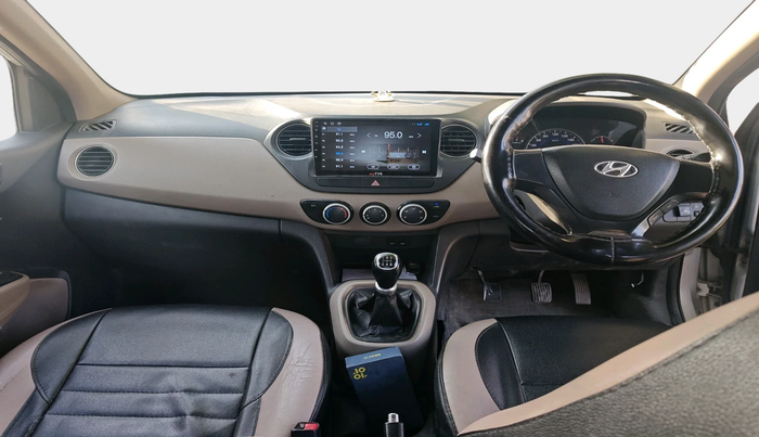 2013 Hyundai Grand i10 SPORTZ 1.2 KAPPA VTVT, Petrol, Manual, 1,42,993 km, interior