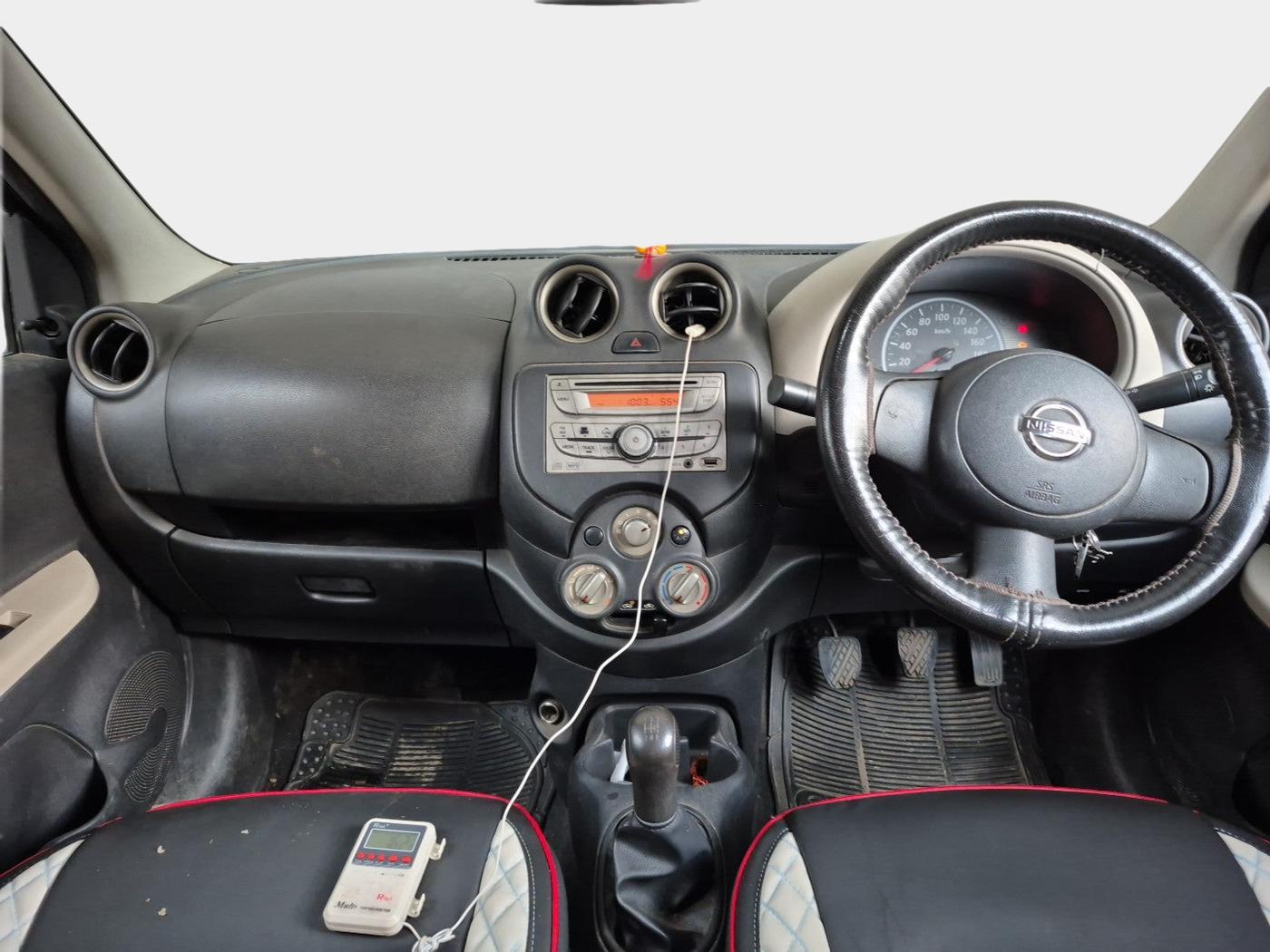 2016 Nissan Micra Active XL, Petrol, Manual, 90,389 km, interior