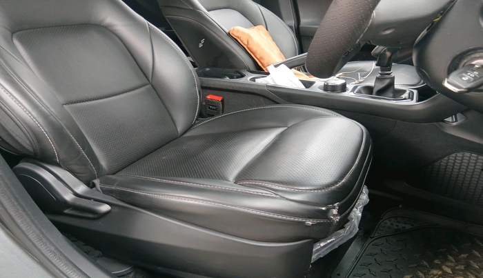 2024 Tata NEXON SMART+ 1.2 PETROL, Petrol, Manual, 5,545 km, interior