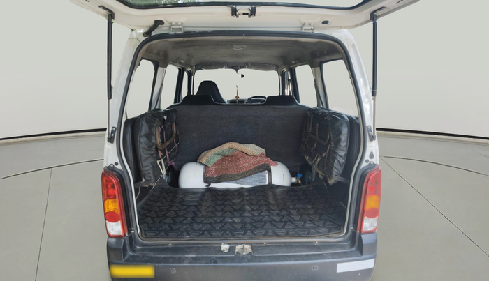 2021 Maruti Eeco 5 STR AC (O), Petrol, Manual, 82,300 km, exterior