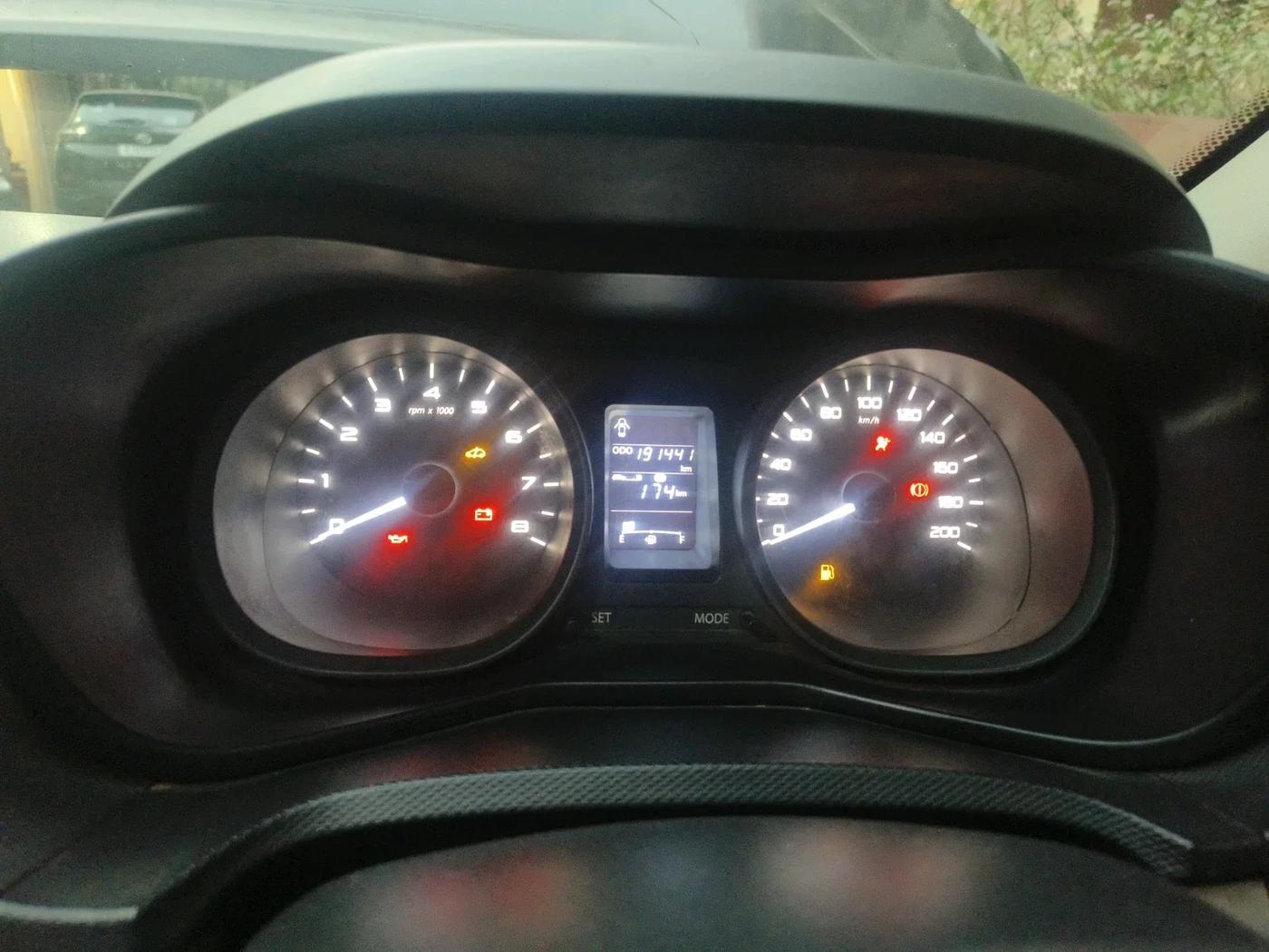 2019 Tata NEXON XM DIESEL, Diesel, Manual, 1,92,121 km, interior