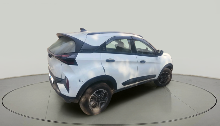 2024 Tata NEXON PURE SUNROOF 1.5 DIESEL, Diesel, Manual, 61,802 km, exterior