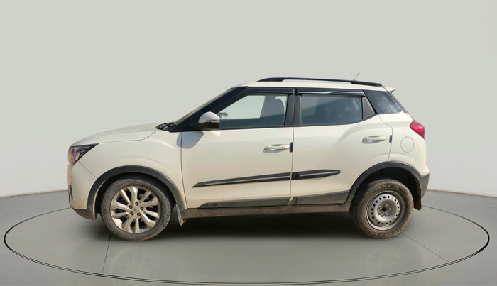 2021 Mahindra XUV300 W8 1.5 DIESEL, Diesel, Manual, 41,353 km, exterior