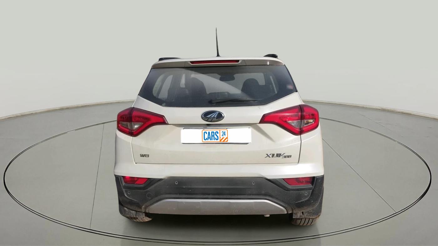 2021 Mahindra XUV300 W8 1.5 DIESEL, Diesel, Manual, 41,353 km, exterior