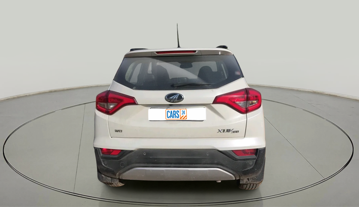 2021 Mahindra XUV300 W8 1.5 DIESEL, Diesel, Manual, 41,353 km, exterior