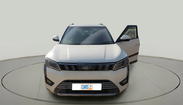 2021 Mahindra XUV300 W8 1.5 DIESEL, Diesel, Manual, 41,353 km, exterior