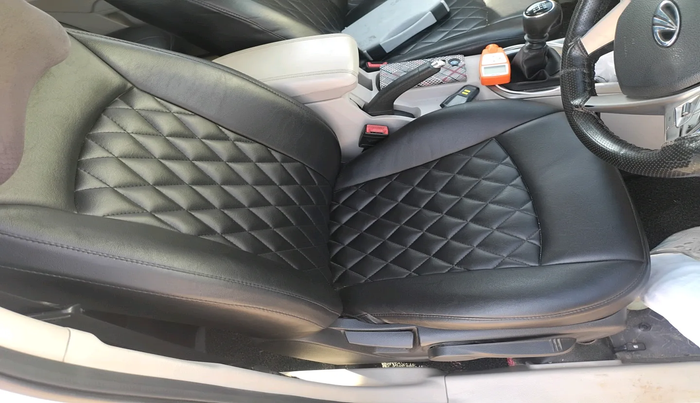 2021 Mahindra XUV300 W8 1.5 DIESEL, Diesel, Manual, 41,353 km, interior